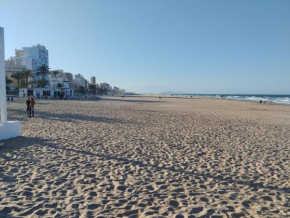 Baleares III Apartamento a 100 metros de la arena, Constantina